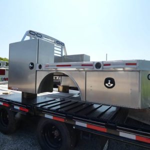 Martin SBV 98″x 112″ Skirted Aluminum Flatbed Truck Bed Stock #241100 – Spencer Trailers
